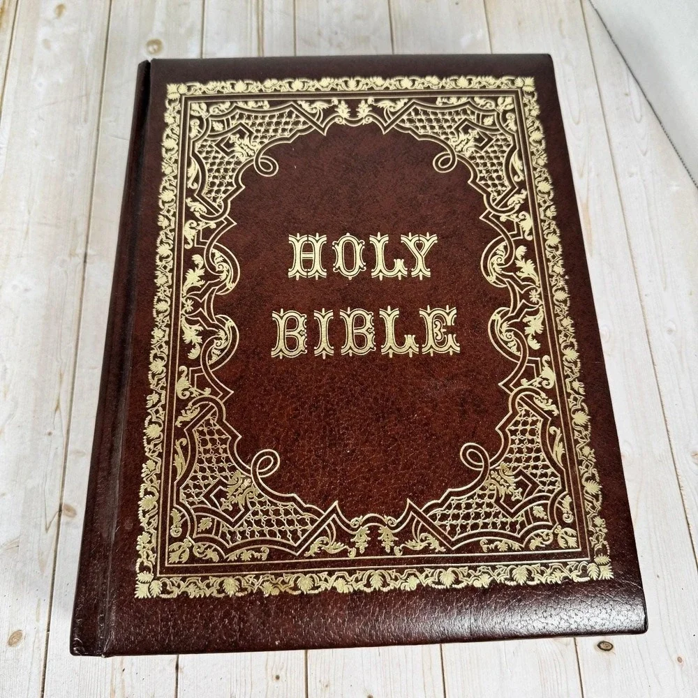 Holy Bible KJV Family Altar Red Letter Edition Crusade Bible Publishers